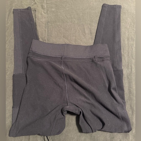 ALO Yoga Alosoft High Waist Head Start Leggings - Picture 5 of 5